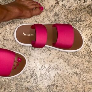 UGG Koolaburra Alane comfy slide sandal Size 9